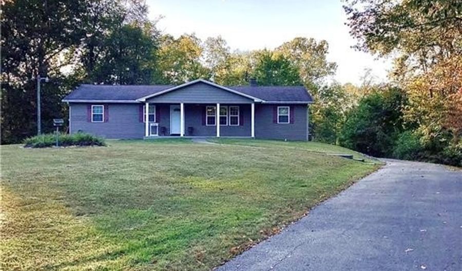 5449 N Terry Rd, Austin, IN 47102 - 4 Beds, 2 Bath