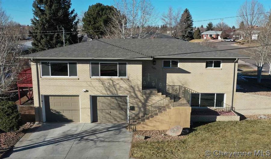 3251 FIR Dr, Cheyenne, WY 82001 - 4 Beds, 3 Bath