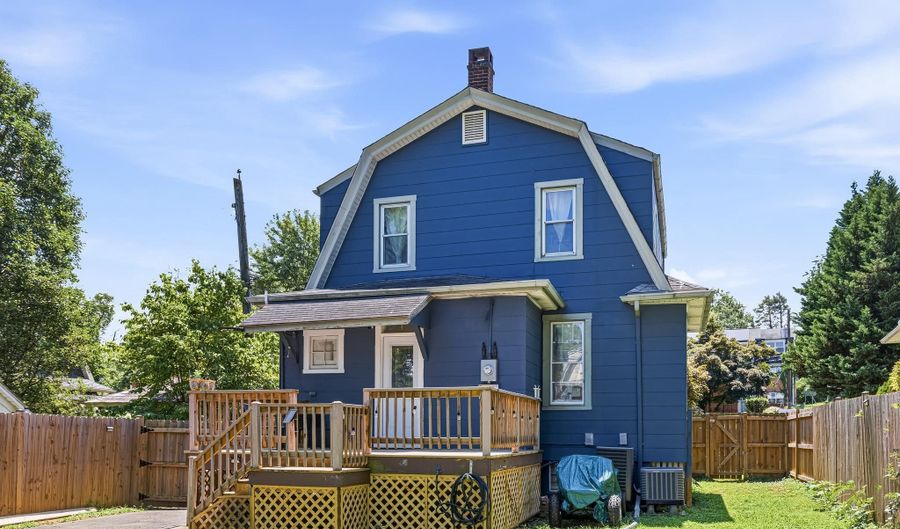 401 KINGSTON Rd, Baltimore, MD 21229 - 4 Beds, 3 Bath