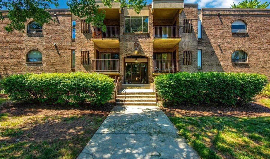 15 SILVERWOOD Cir 6, Annapolis, MD 21403 - 2 Beds, 2 Bath
