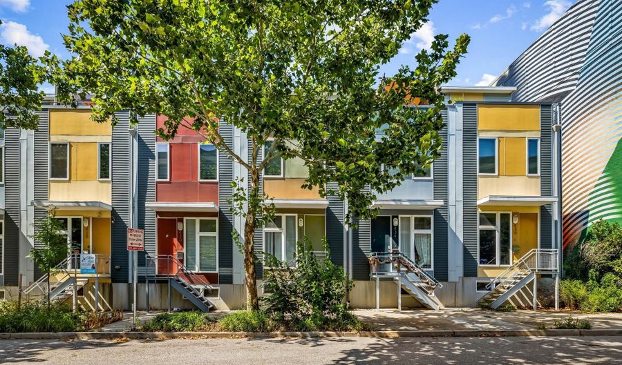 432 E OLIVER St, Baltimore, MD 21202 - 3 Beds, 3 Bath