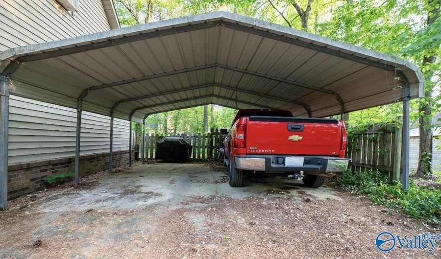 1219 NW Laquita Dr, Arab, AL 35016 - 4 Beds, 3 Bath