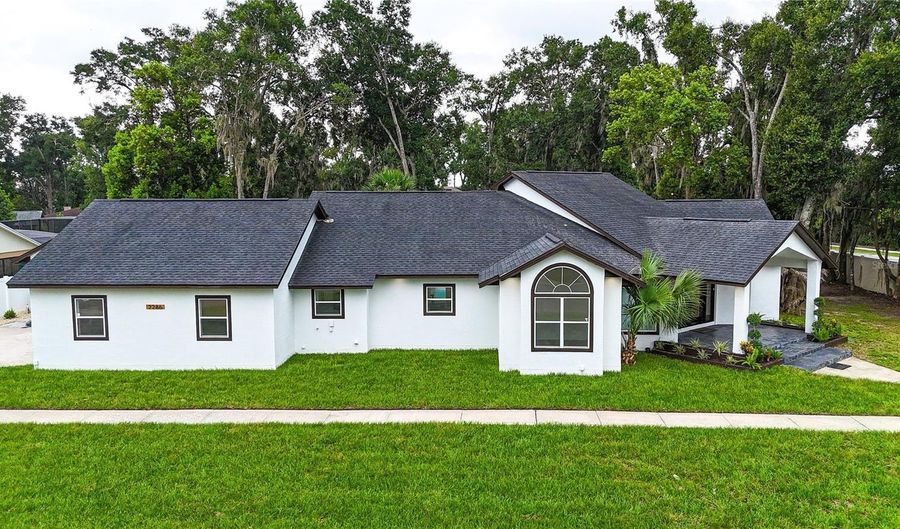 2286 LAKE FRANCIS Dr, Apopka, FL 32712 - 4 Beds, 3 Bath