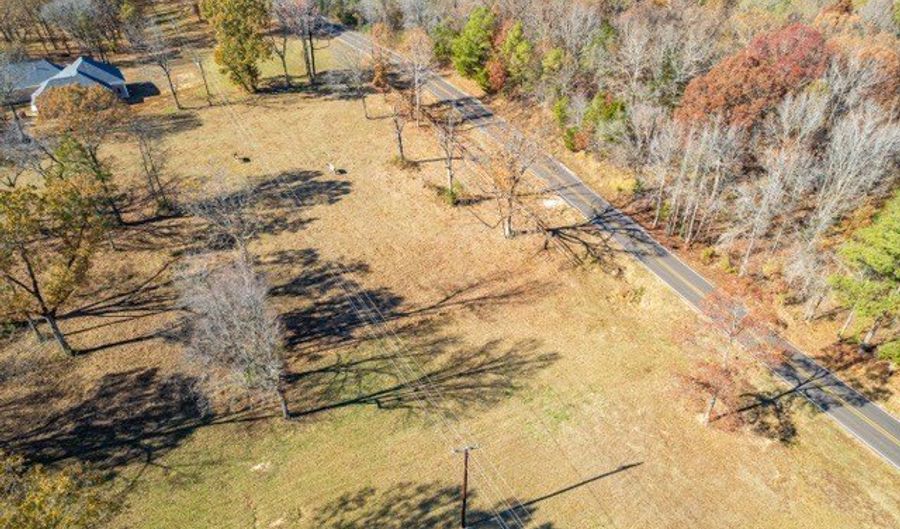 Brewer Road lot 8, Batesville, MS 38606 - 0 Beds, 0 Bath