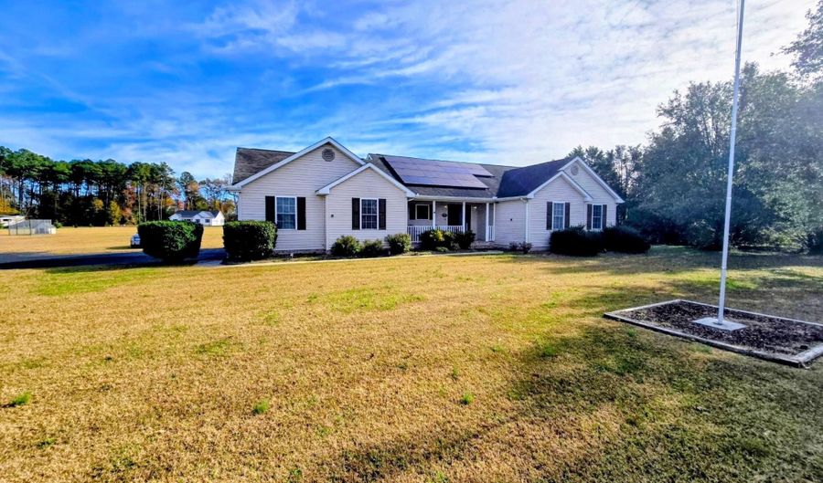 32427 MOUNT PLEASANT Rd, Laurel, DE 19956 - 3 Beds, 2 Bath