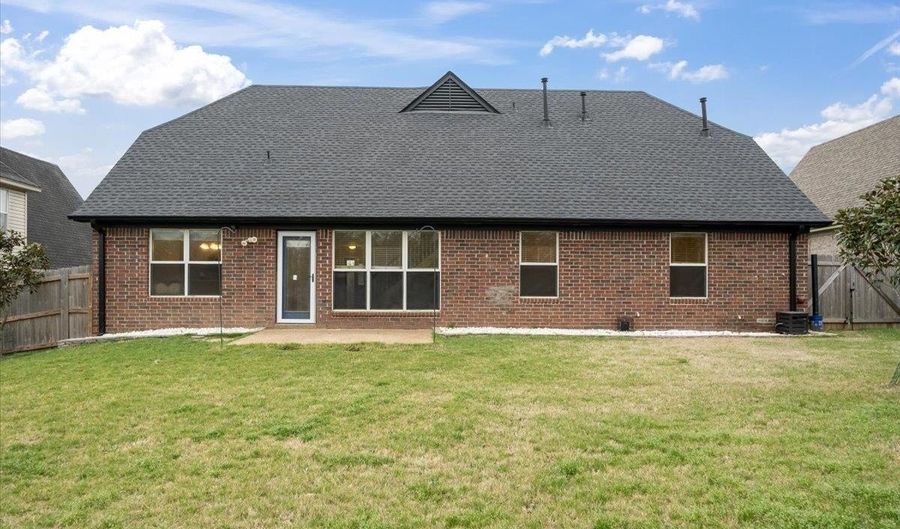 5392 SHETLAND TRAIL Cv, Arlington, TN 38002 - 5 Beds, 4 Bath