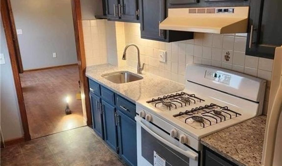 263 Bourne Ave 1B, East Providence, RI 02916 - 1 Beds, 1 Bath