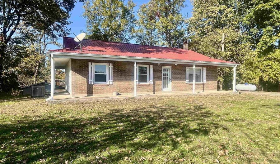 451 County Road 1320, Bardwell, KY 42023 - 3 Beds, 3 Bath
