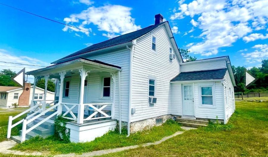 21328 MOUNT LENA Rd, Boonsboro, MD 21713 - 2 Beds, 3 Bath