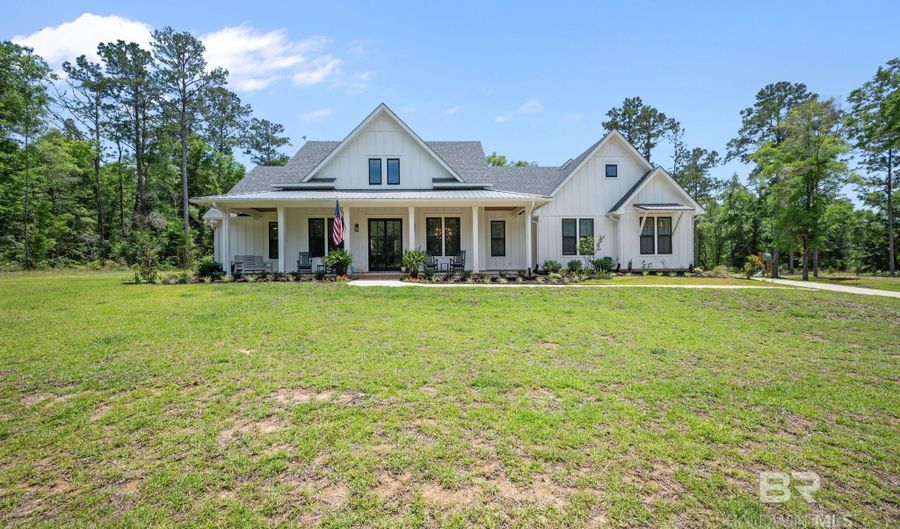 8194 Dixon Rd, Bay Minette, AL 36507 - 4 Beds, 4 Bath