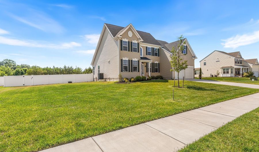 64 CARMEAN Dr, Greenwood, DE 19950 - 4 Beds, 4 Bath