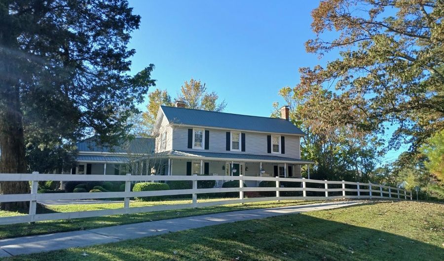 1920 Kelly Rd, Apex, NC 27502 - 4 Beds, 3 Bath