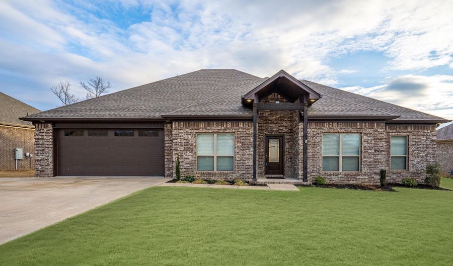 154 Hudson Branch Dr, Austin, AR 72007 - 4 Beds, 2 Bath