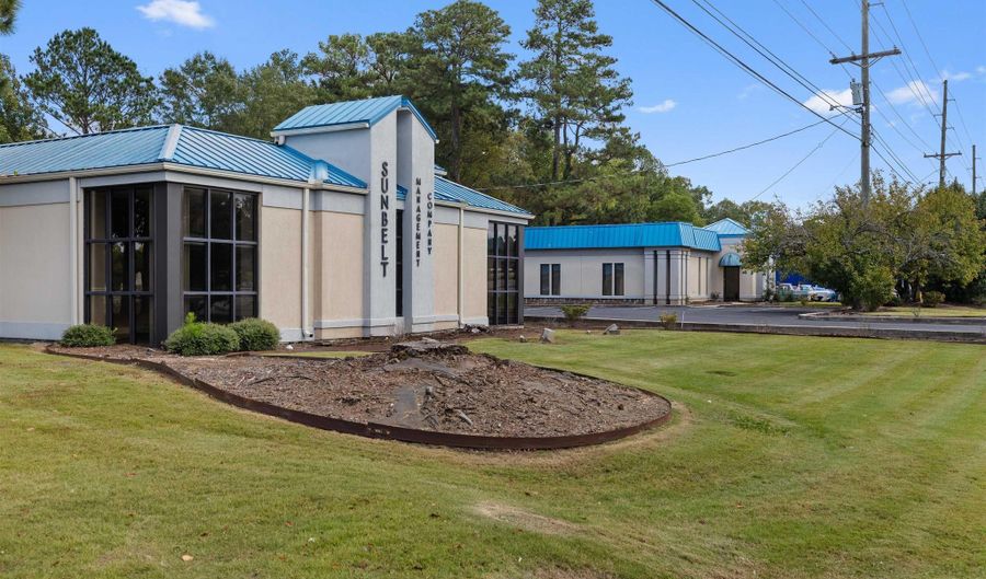 9010 US Highway 431, Albertville, AL 35951 - 0 Beds, 0 Bath