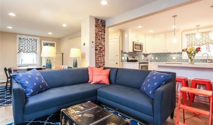 13 Lucas Ave, Newport, RI 02840 - 3 Beds, 3 Bath