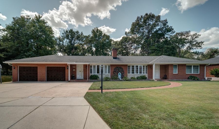 4307 SARASOTA Pl, Beltsville, MD 20705 - 5 Beds, 4 Bath