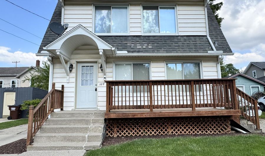109 Park Place East Pl E, Adrian, MI 49221 - 3 Beds, 1 Bath