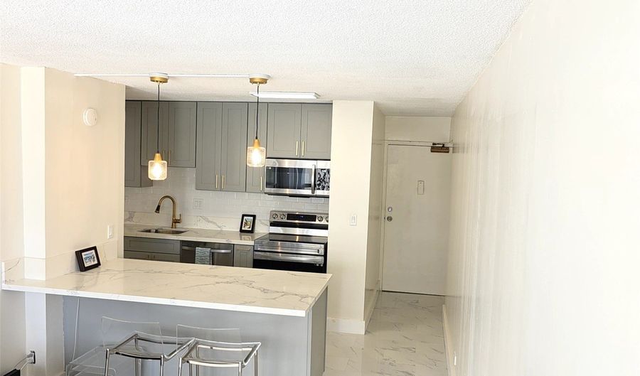 225 Kaiulani Ave 706, Honolulu, HI 96815 - 1 Beds, 1 Bath