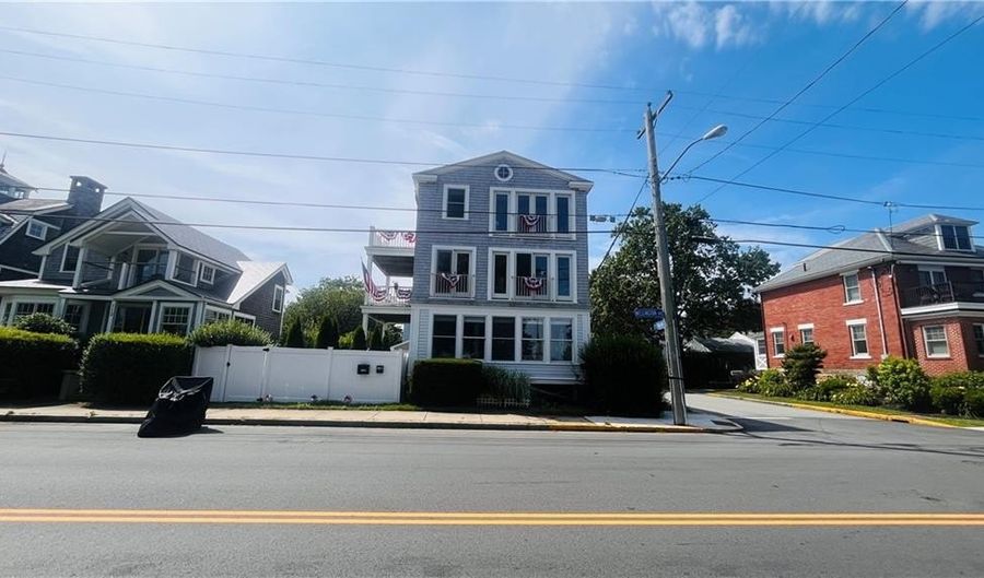 115 Wellington Ave 1, Newport, RI 02840 - 1 Beds, 1 Bath