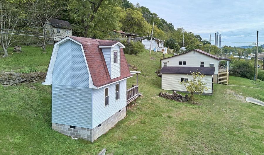 5494 Charleston Rd, Bancroft, WV 25011 - 2 Beds, 1 Bath