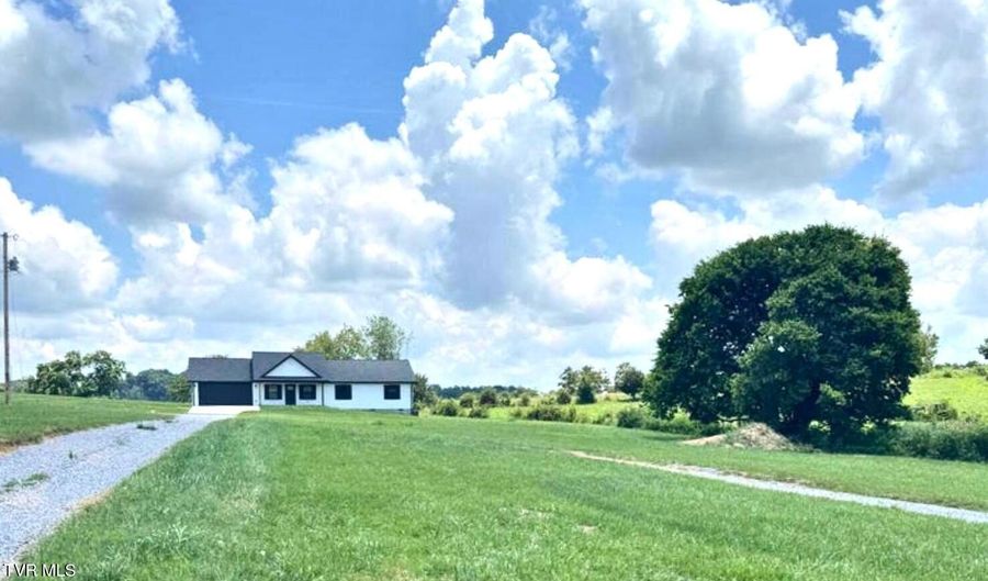 5920 Snapps Ferry Rd, Afton, TN 37616 - 3 Beds, 2 Bath