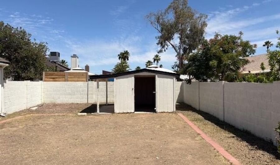 3587 W BOSTON St, Chandler, AZ 85226 - 3 Beds, 2 Bath