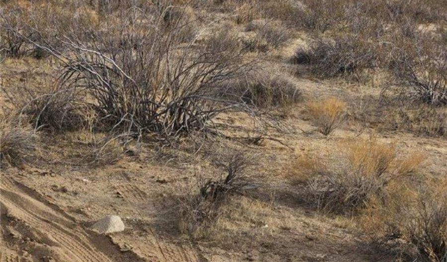 S Roll Road lot 12, Yucca, AZ 86438 - 0 Beds, 0 Bath