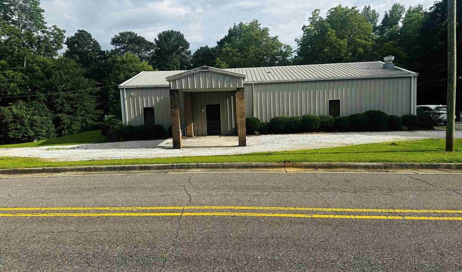 2 ND Ave, Ashland, AL 36251 - 1 Beds, 4 Bath