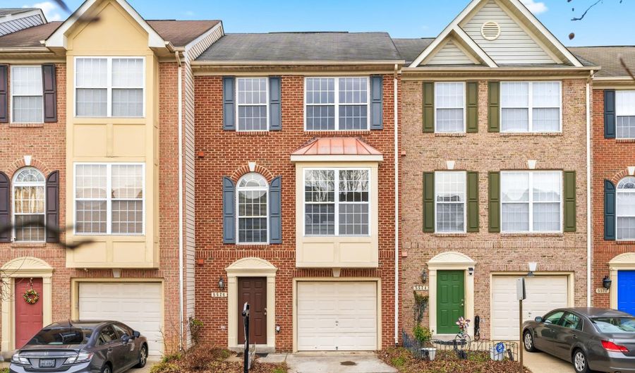 5526 SACRAMENTO MEWS Pl, Alexandria, VA 22309 - 3 Beds, 4 Bath