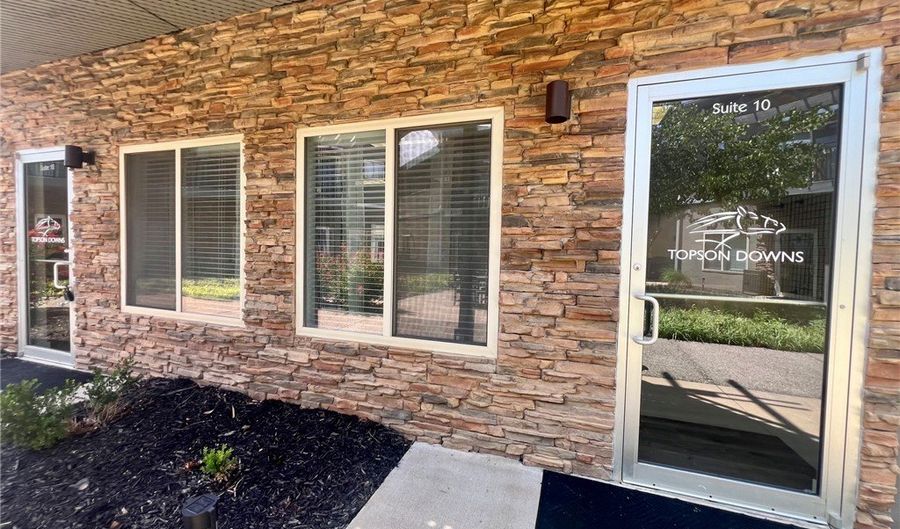 512 SW B St 10/12, Bentonville, AR 72712 - 0 Beds, 0 Bath