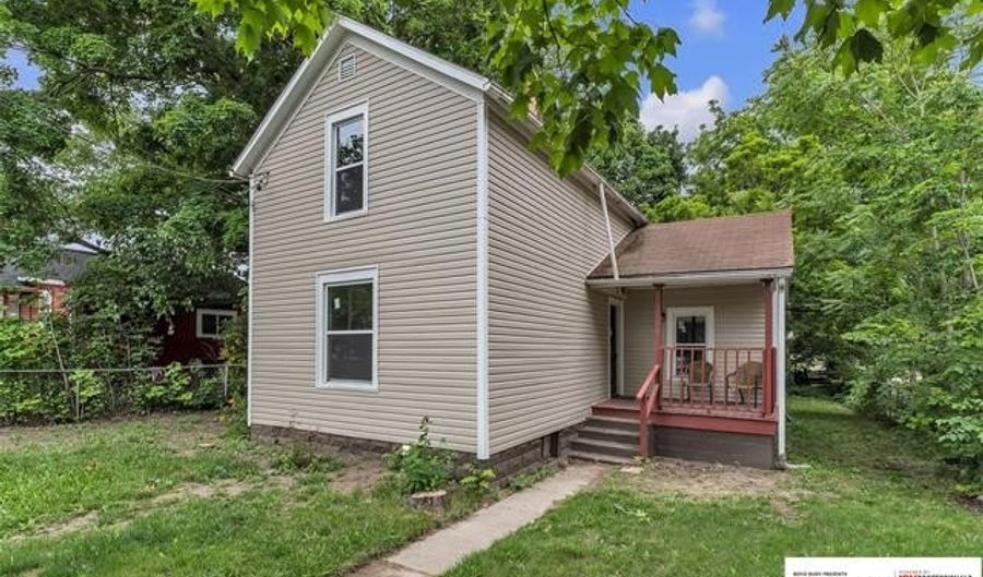 848 Caton Ave, Adrian, MI 49221 - 3 Beds, 1 Bath