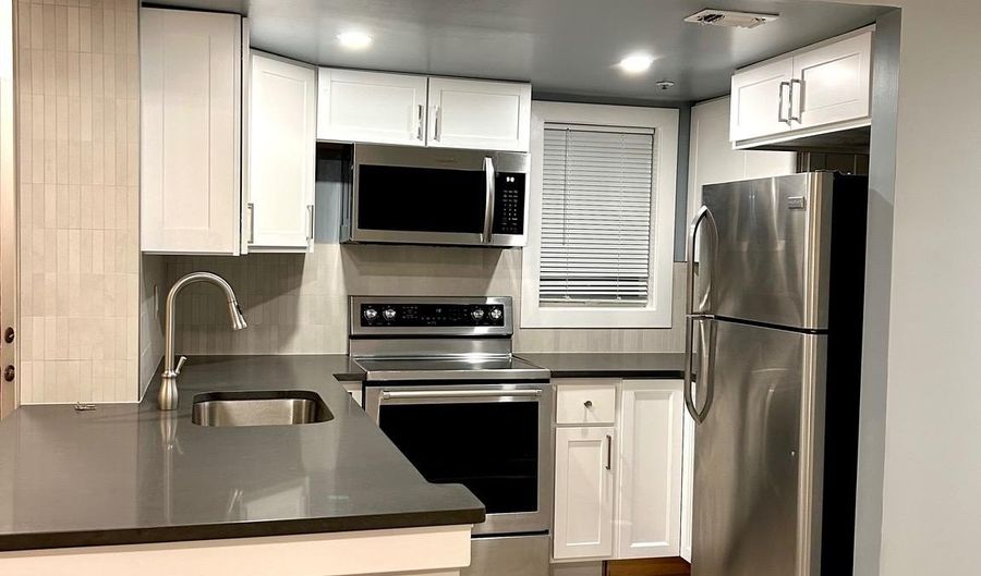 15777 EASTHAVEN Ct 302, Bowie, MD 20716 - 2 Beds, 2 Bath