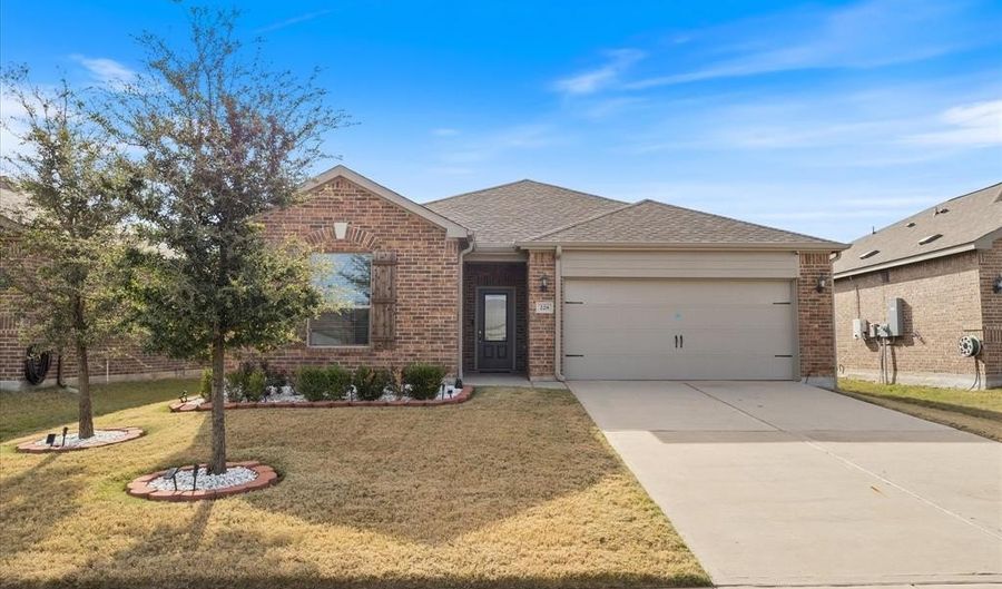 228 Harvey St, Anna, TX 75409 - 3 Beds, 2 Bath