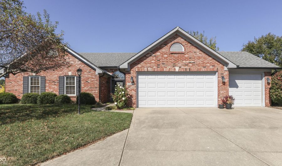 7726 Skerries Ct, Indianapolis, IN 46217 - 4 Beds, 2 Bath