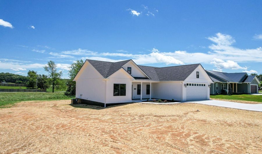 5980 Snapps Ferry Rd, Afton, TN 37616 - 3 Beds, 2 Bath