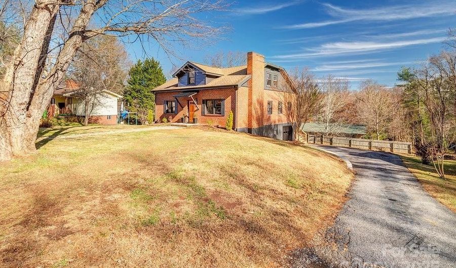 55 Cisco Rd, Asheville, NC 28805 - 4 Beds, 3 Bath