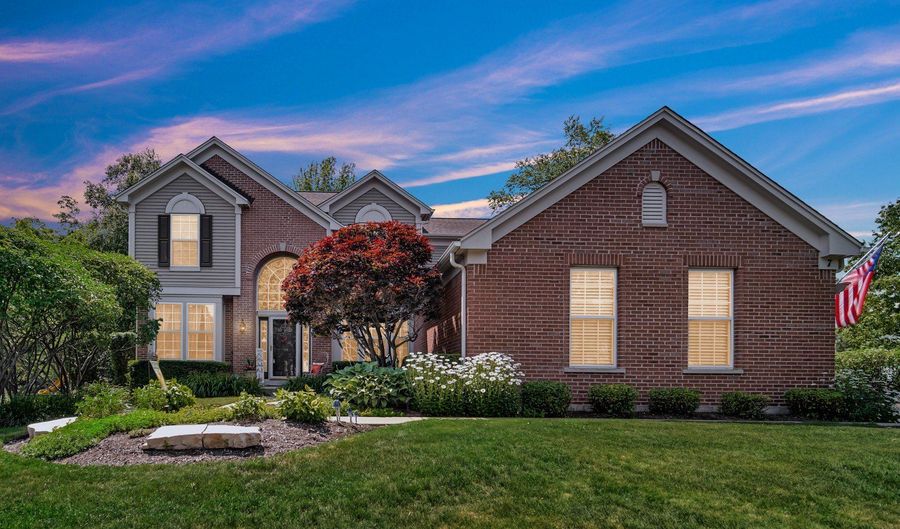 7 ROCK RIVER Ct, Algonquin, IL 60102 - 4 Beds, 4 Bath