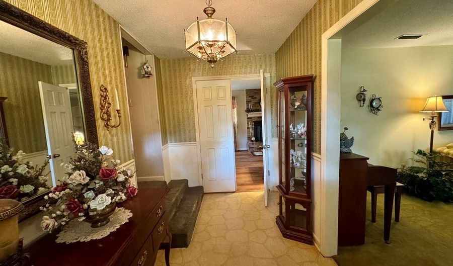129 Kelly Ln, Bainbridge, GA 39817 - 3 Beds, 3 Bath