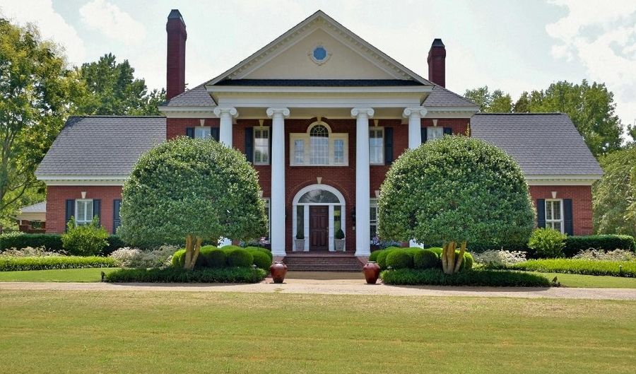 311 Dogwood Ests, Booneville, MS 38829 - 5 Beds, 7 Bath