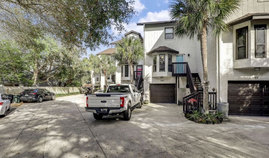2003 SEMINOLE Rd 2003, Atlantic Beach, FL 32233 - 3 Beds, 3 Bath