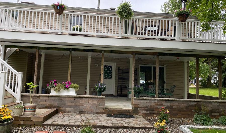 421 7th Ave, Atlantic Highlands, NJ 07716 - 4 Beds, 2 Bath
