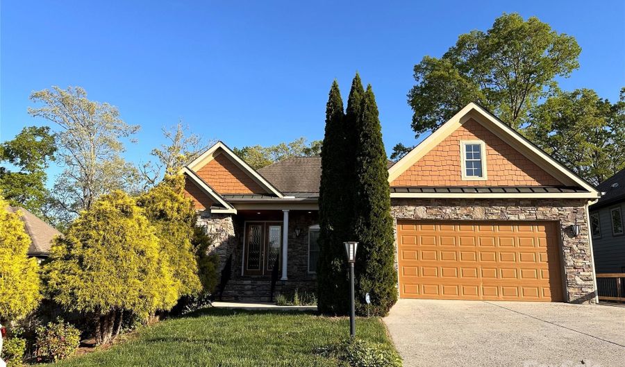 26 Stone House Rd, Arden, NC 28704 - 3 Beds, 3 Bath