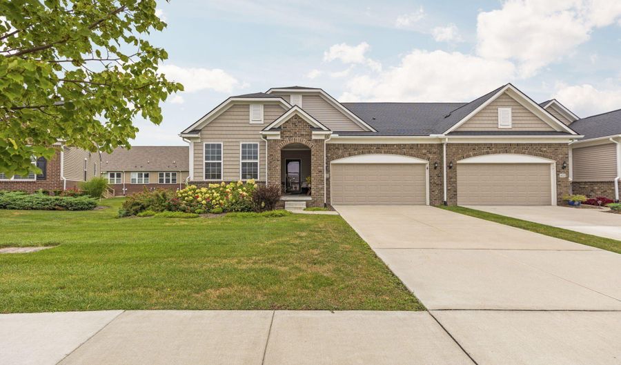 402 Henstride Ct, Ann Arbor, MI 48108 - 4 Beds, 3 Bath