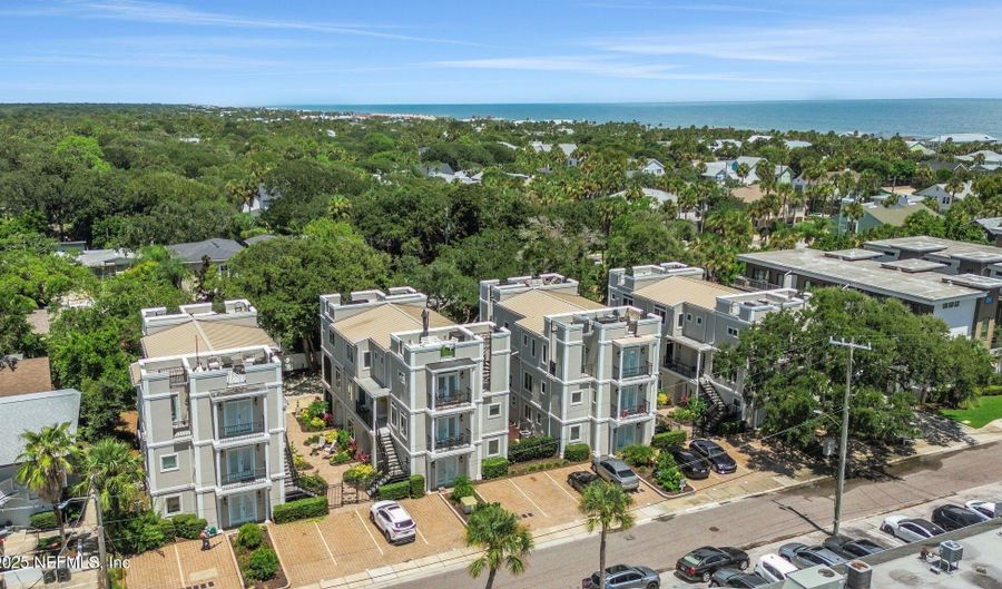 339 AHERN St 4, Atlantic Beach, FL 32233 - 3 Beds, 3 Bath