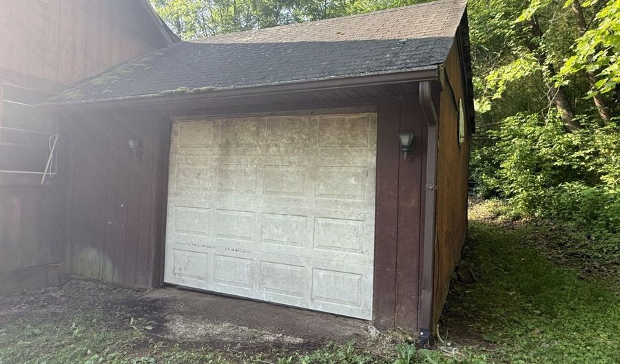 16107 S Canaan Rd, Athens, OH 45701 - 3 Beds, 1 Bath