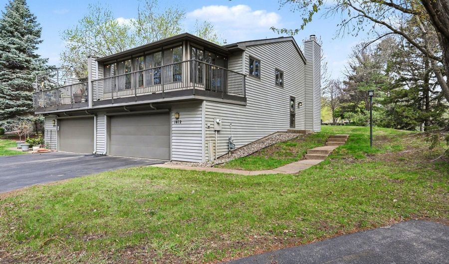 1472 Arden View Dr, Arden Hills, MN 55112 - 3 Beds, 2 Bath