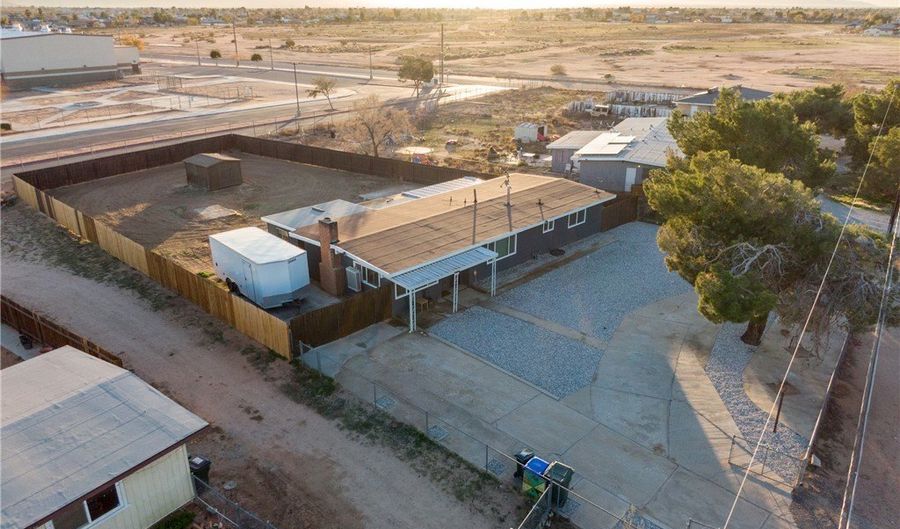 22947 Lucilla Rd, Apple Valley, CA 92308 - 3 Beds, 1 Bath