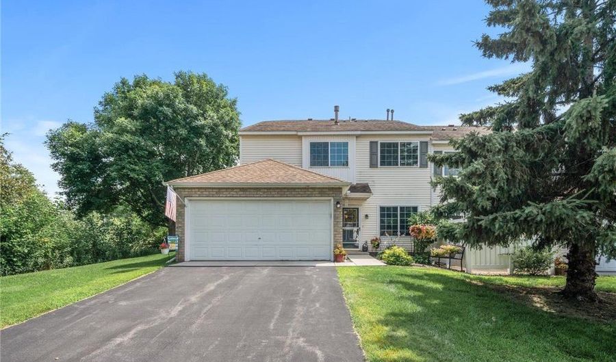 15752 Flackwood Ave, Apple Valley, MN 55124 - 2 Beds, 2 Bath