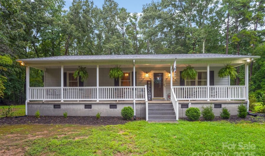 38899 Dalton Ln, Albemarle, NC 28001 - 3 Beds, 2 Bath