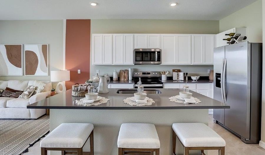521 Mangrove Shade Cir, Apollo Beach, FL 33572 - 3 Beds, 3 Bath